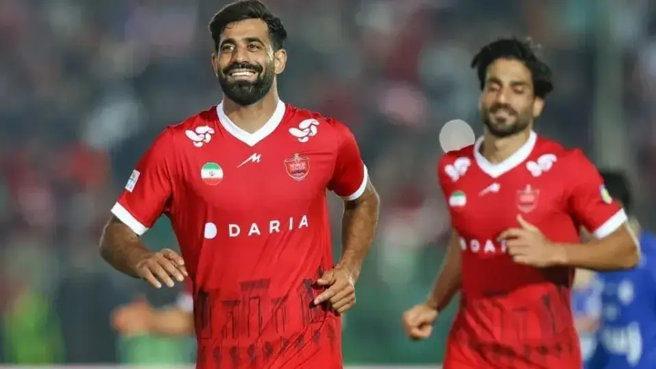 رقابت شدید مدافعان میانی در تمرینات پرسپولیس؛ انتخاب سخت تارتار